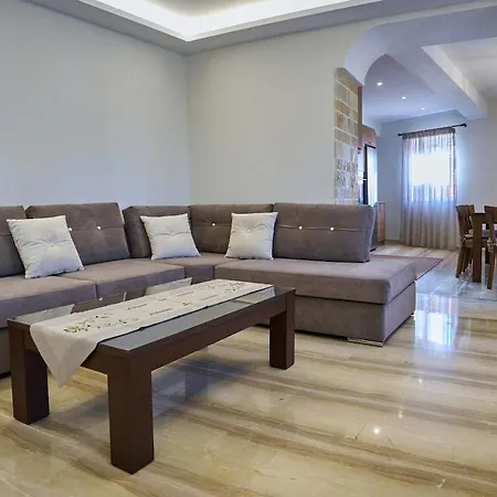 Blue Horizon Aggelokastro Feriehus Krini (Corfu)