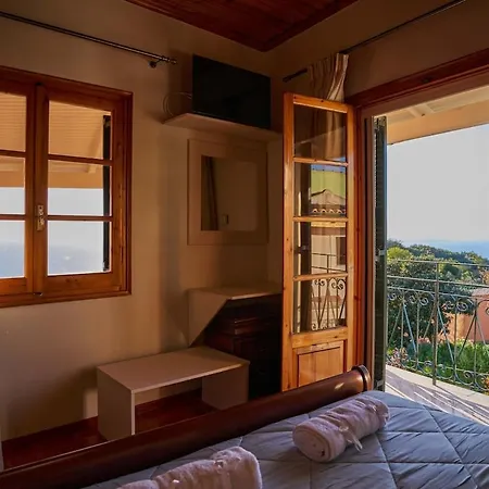 Holiday home Blue Horizon Aggelokastro *