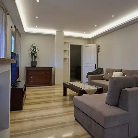 Blue Horizon Aggelokastro *